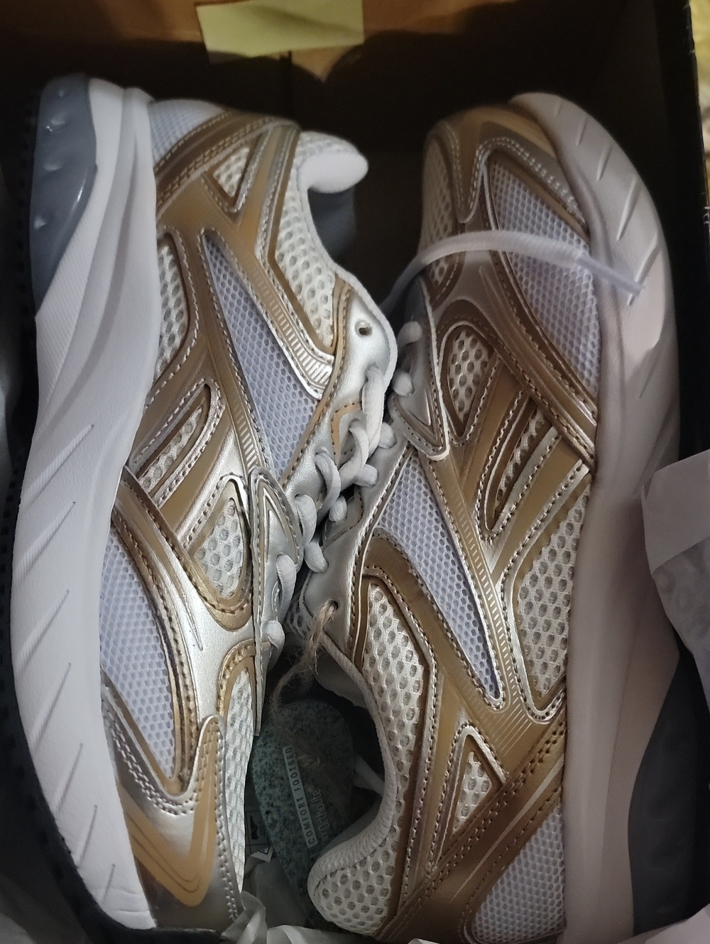 Reebok Women's White and Gold Athletic Sneakers